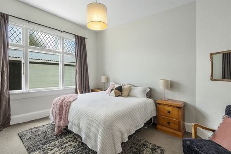 Photo of property in 129 Somerfield Street, Somerfield, Christchurch, 8024