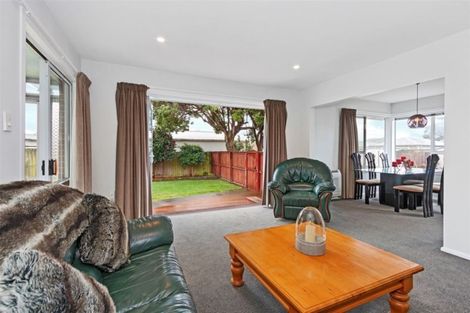 Photo of property in 5 Geelong Place, Burnside, Christchurch, 8053