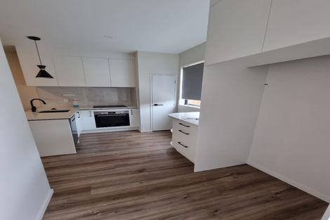 Photo of property in 49c Riverton Drive, Randwick Park, Auckland, 2105