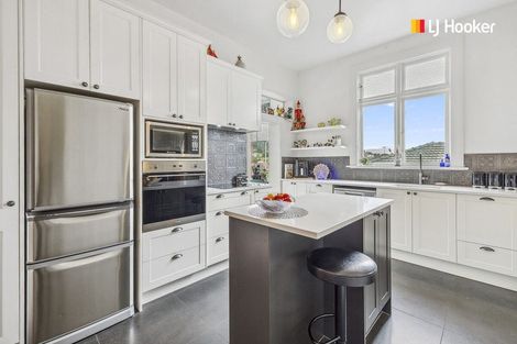 Photo of property in 61 Hazel Avenue, Caversham, Dunedin, 9012