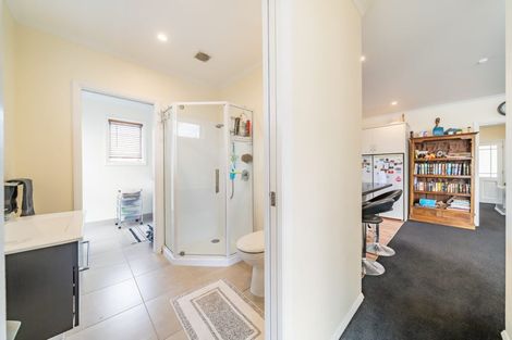 Photo of property in 3 Hall Grove, Ebdentown, Upper Hutt, 5018