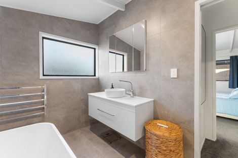 Photo of property in 2 Spurdle Street, Springvale, Whanganui, 4501