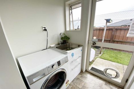 Photo of property in 2/58b Daniels Road, Redwood, Christchurch, 8051