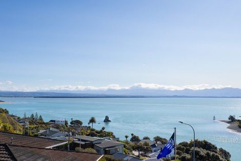 Photo of property in 82 Princes Drive, Britannia Heights, Nelson, 7010