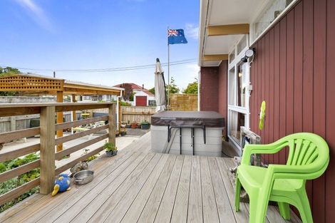 Photo of property in 10 Lambert Street, Marton, 4710