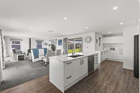 Photo of property in 10 Russell Lilley Drive, Rolleston, 7614