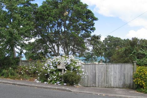 Photo of property in 32 Tizard Road, Birkenhead, Auckland, 0626