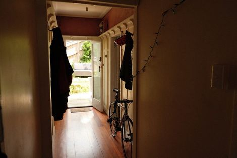 Photo of property in 19 Hadfield Terrace, Kelburn, Wellington, 6012