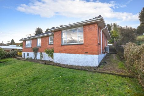 Photo of property in 27 Waldron Crescent, Green Island, Dunedin, 9018