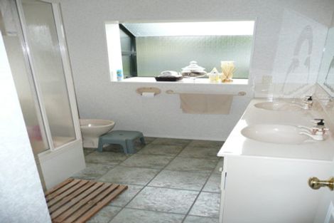 Photo of property in 1 Castlewold Drive, Bethlehem, Tauranga, 3110