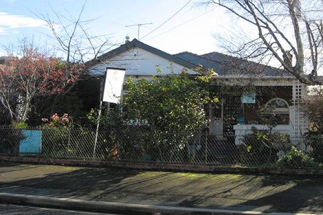 Photo of property in 19 Ings Avenue, Saint Clair, Dunedin, 9012