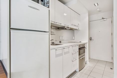 Photo of property in Fiore On Hobson Apartments, 707/152 Hobson Street, Auckland Central, Auckland, 1010