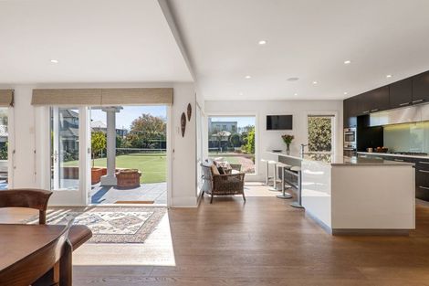 Photo of property in 12 Watford Street, Strowan, Christchurch, 8052