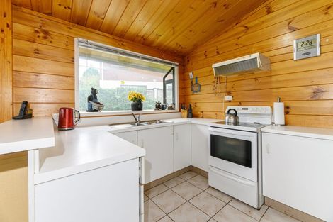 Photo of property in 3 Cantua Close, Totara Heights, Auckland, 2105