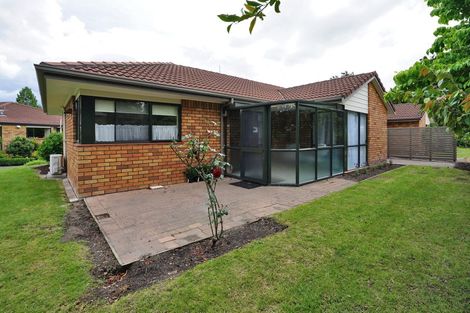 Photo of property in 83 Grosvenor Gardens, Flagstaff, Hamilton, 3210