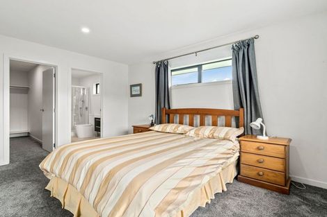 Photo of property in 13 Brewster Crescent, Lake Hawea, Wanaka, 9382