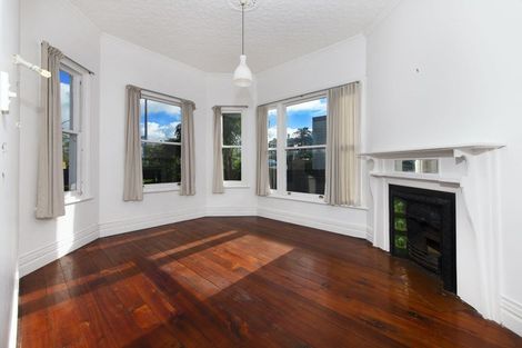 Photo of property in 151 Birkenhead Avenue, Birkenhead, Auckland, 0626