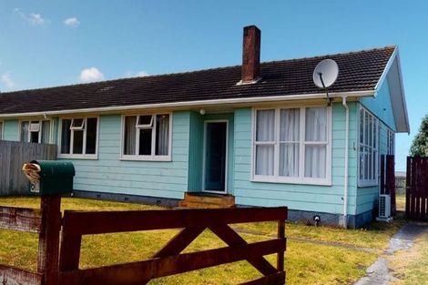 Photo of property in 60-62 Titoki Street, Castlecliff, Whanganui, 4501