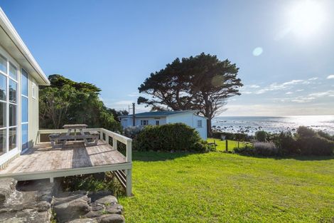 Photo of property in 871 Mataikona Road, Mataikona, Tinui, 5889