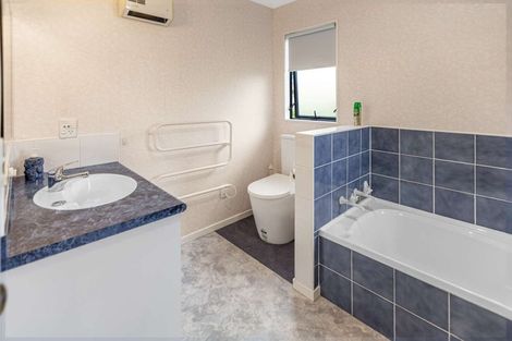 Photo of property in 136 Roberts Street, Taupo, 3330