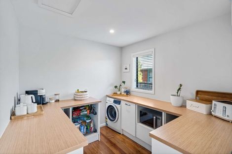Photo of property in 142 Pacific Road, North New Brighton, Christchurch, 8083