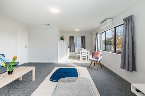 Photo of property in 60a Aorangi Road, Paraparaumu, 5032