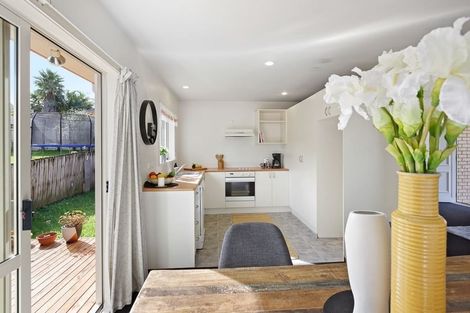 Photo of property in 25 Mably Court, Stanmore Bay, Whangaparaoa, 0932