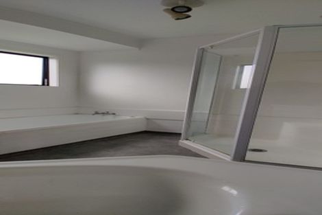 Photo of property in 2/12 Heathglen Place, Bayview, Auckland, 0629