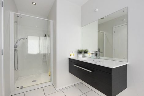 Photo of property in 21 Cosgrove Rise, Riverstone Terraces, Upper Hutt, 5018