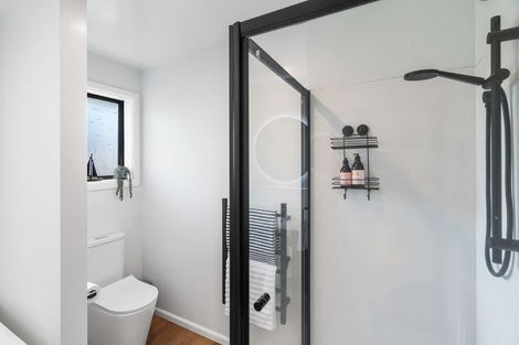 Photo of property in 142 Pacific Road, North New Brighton, Christchurch, 8083