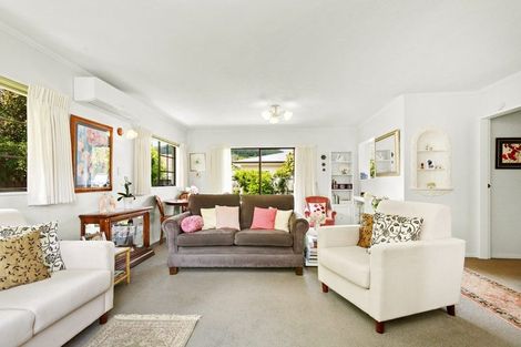 Photo of property in 16 Rossiter Street, Tawa, Wellington, 5028