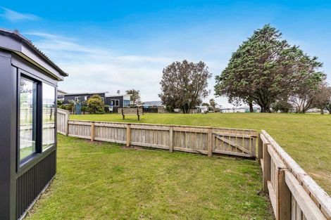 Photo of property in 100b Kiwi Road, Whangamata, 3620