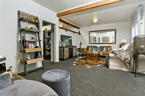 Photo of property in 16 Waitoki Road, Waitoki, Kaukapakapa, 0871