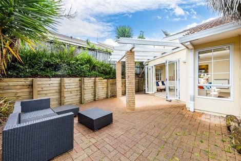 Photo of property in 28 Westminster Gardens, Unsworth Heights, Auckland, 0632