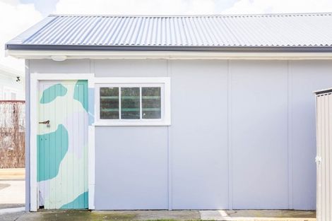 Photo of property in 10 Clyde Street, Levin, 5510