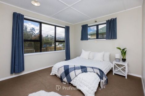 Photo of property in 45 Thackeray Street, Trentham, Upper Hutt, 5018