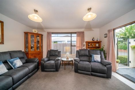 Photo of property in 1/64 Steadman Road, Broomfield, Christchurch, 8042