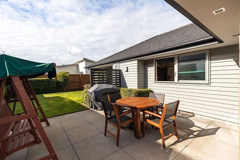 Photo of property in 20 Taiore Crescent, Marshland, Christchurch, 8083