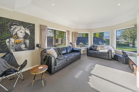 Photo of property in 18 Betty Watt Grove, Riverstone Terraces, Upper Hutt, 5018