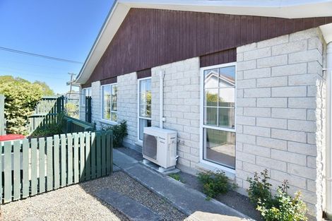 Photo of property in 2/12 Lagan Street, Belfast, Christchurch, 8051