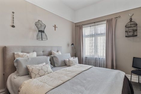 Photo of property in 39 Mako Mako Road, Levin, 5510