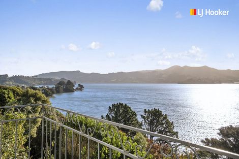 Photo of property in 35 Oxley Crescent, Broad Bay, Dunedin, 9014