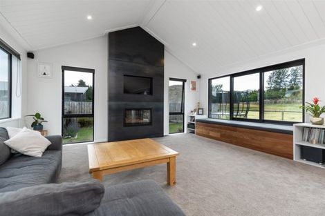 Photo of property in 8 Mulbury Way, Lower Shotover, Queenstown, 9304