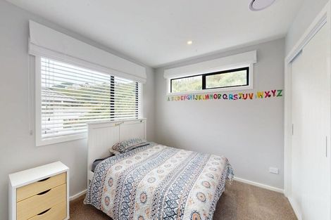 Photo of property in 105 Silverstream Road, Crofton Downs, Wellington, 6035