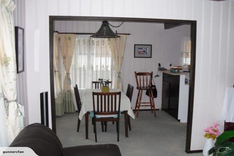 Photo of property in 1/150a Prince Regent Drive, Half Moon Bay, Auckland, 2012