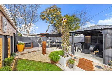 Photo of property in 18 Digby Place, Bromley, Christchurch, 8062