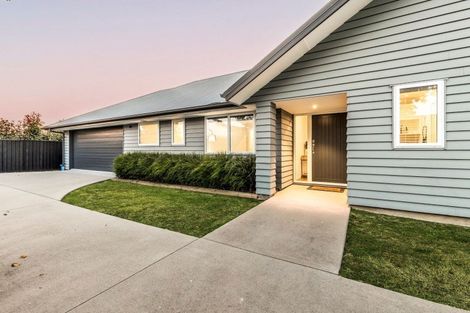 Photo of property in 48 Norfolk Drive, Cambridge, 3434