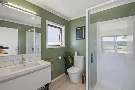 Photo of property in 21 Mowhia Grove, Waitarere, Levin, 5510