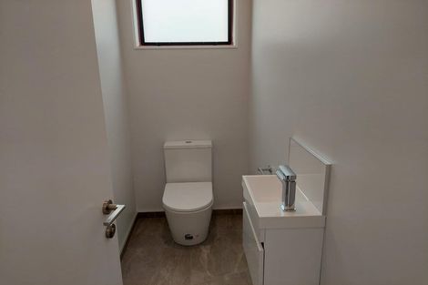 Photo of property in 124 Claridges Road, Casebrook, Christchurch, 8051