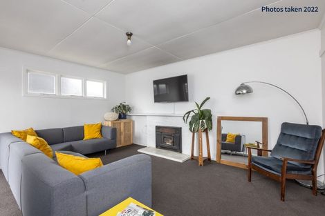 Photo of property in 19 Shrimpton Road, Haumoana, 4102